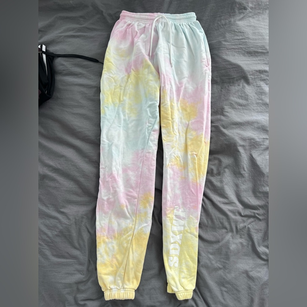 Sarah’s Day x White fox sweatpants